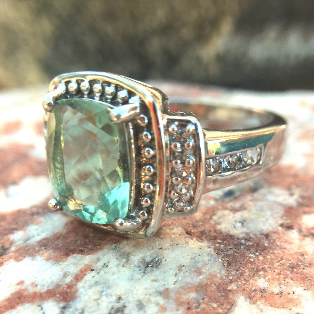 Natural Green Fluorite .925 Ring "Paraiba" Color